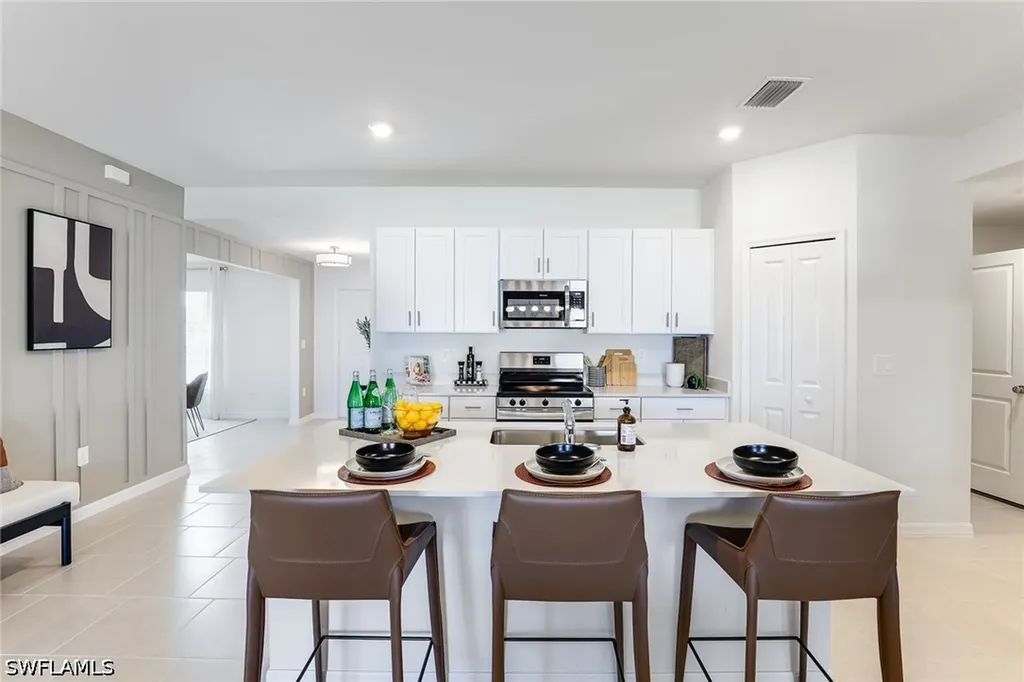 17159 Pompeii Way North Fort Myers FL 33917