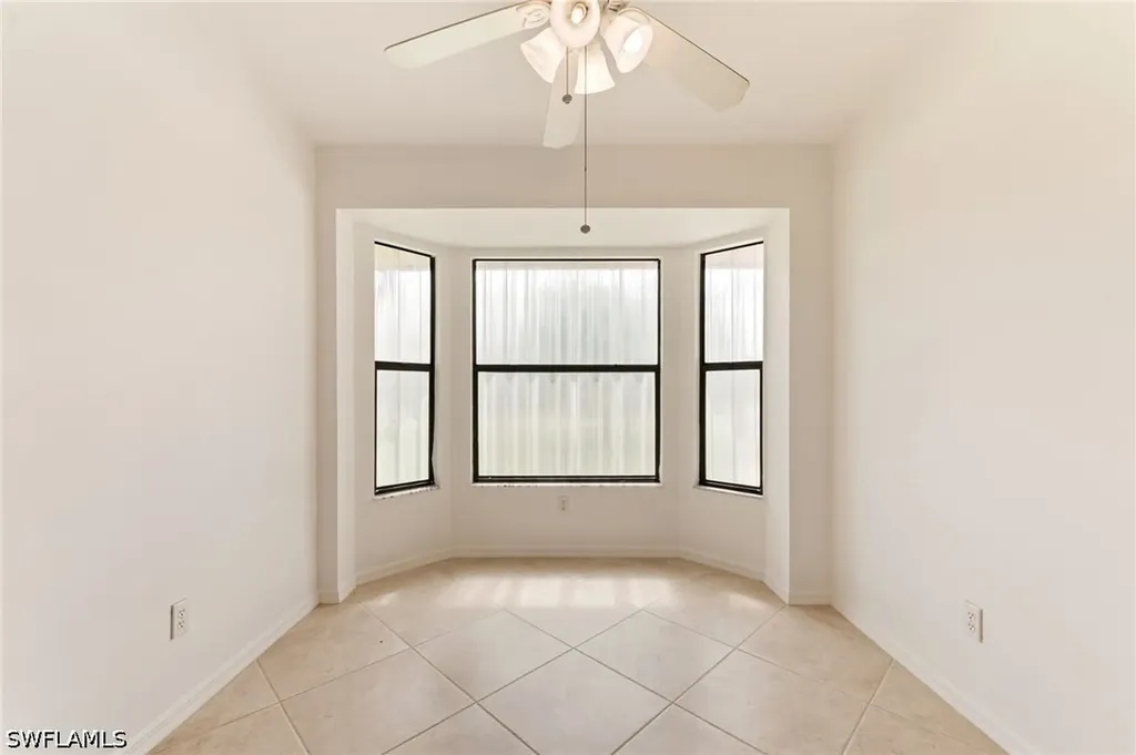 441 Countryside Drive Naples FL 34104