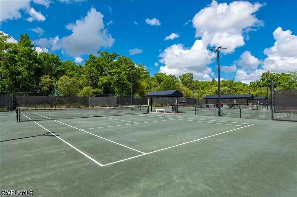441 Countryside Drive Naples FL 34104