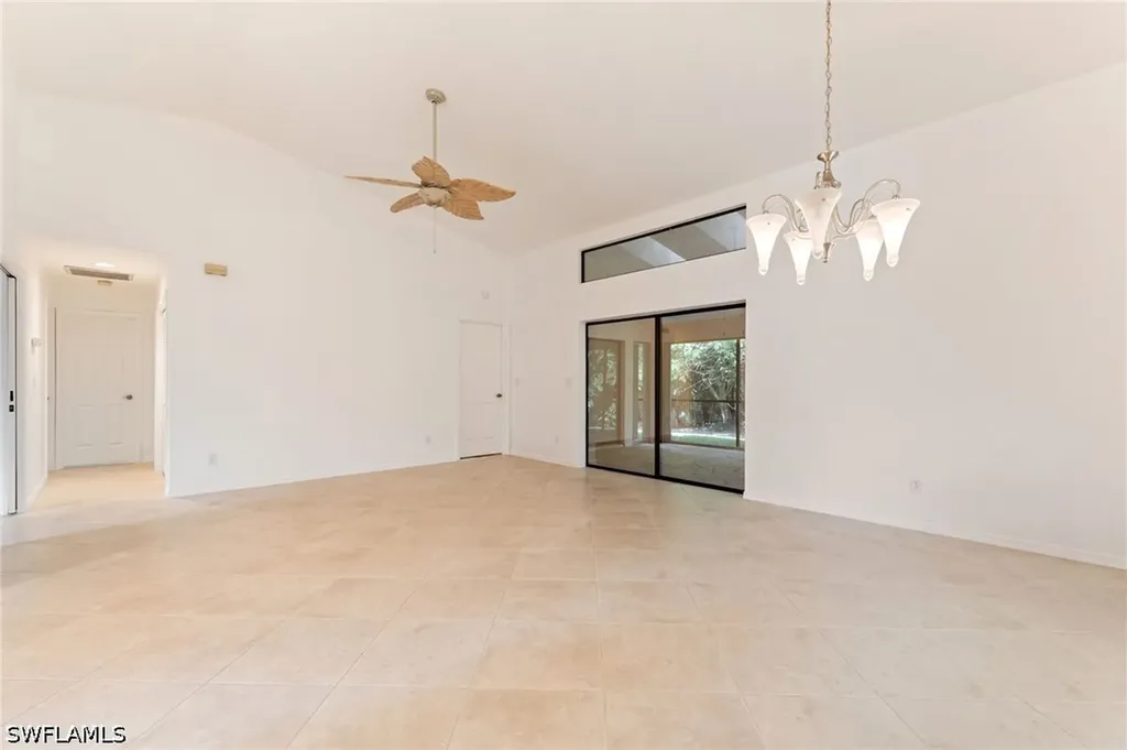 441 Countryside Drive Naples FL 34104