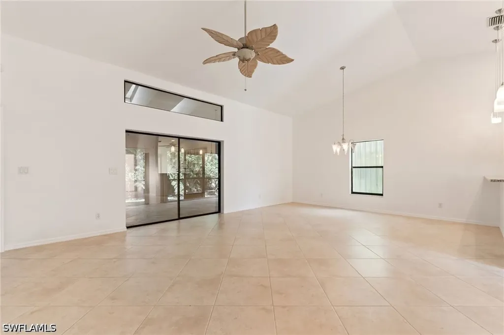 441 Countryside Drive Naples FL 34104