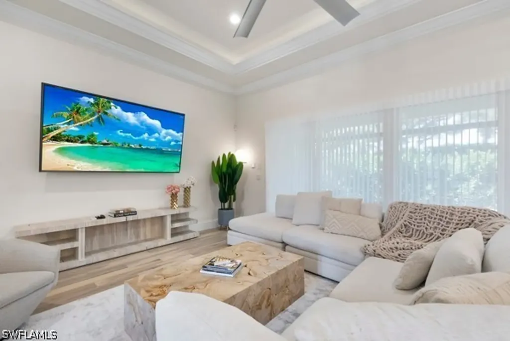 14362 Charthouse Circle Naples FL 34114