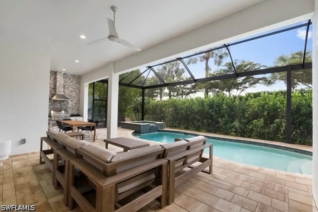14362 Charthouse Circle Naples FL 34114