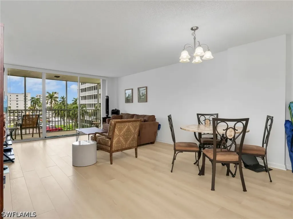 5 Bluebill Avenue Naples FL 34108