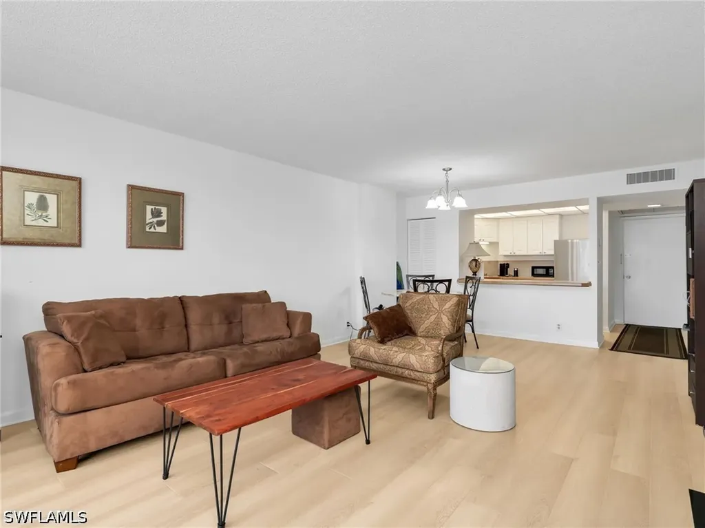 5 Bluebill Avenue Naples FL 34108