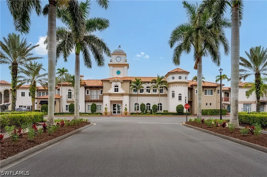 4892 San Pablo Court Naples FL 34109