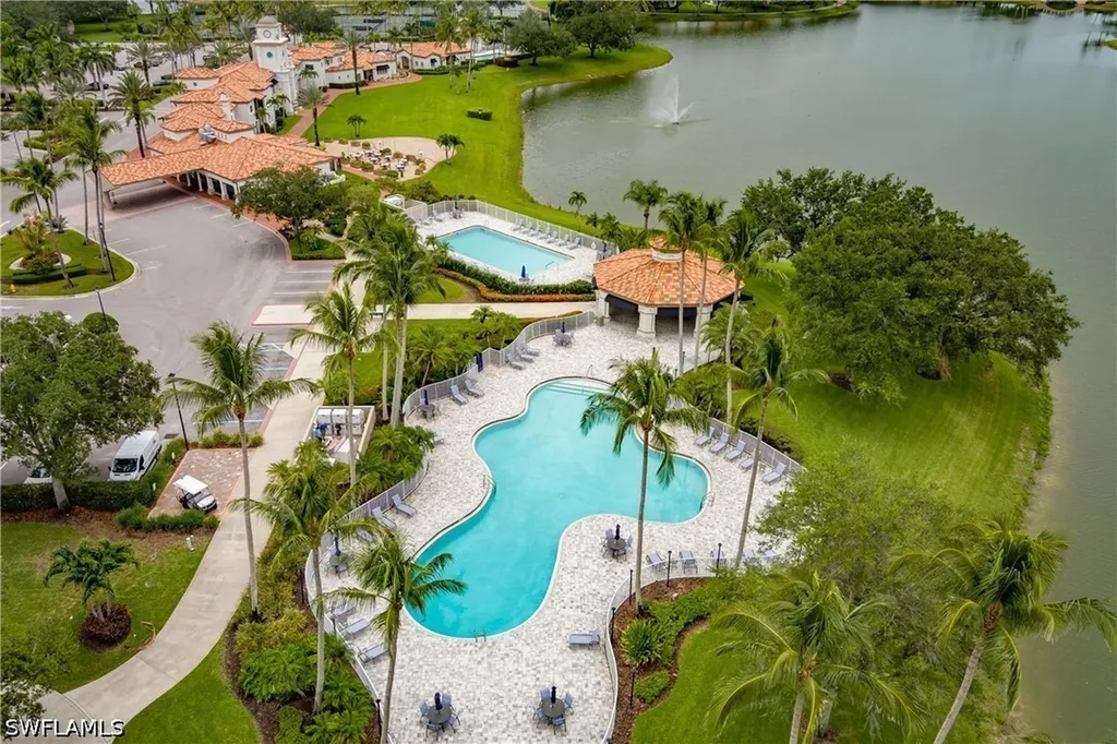 4892 San Pablo Court Naples FL 34109