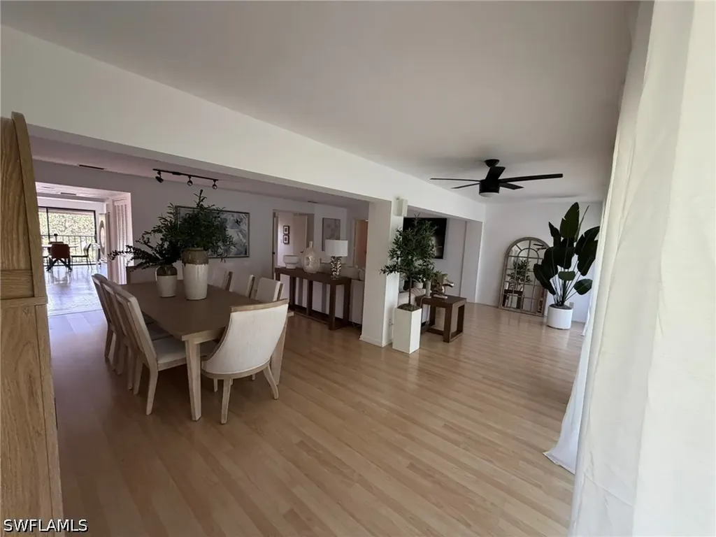 576 Retreat Drive Naples FL 34110