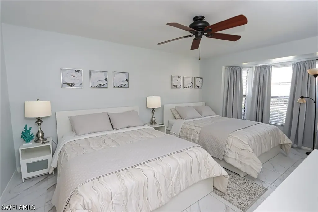 10805 Queen Anne Lane Naples FL 34109