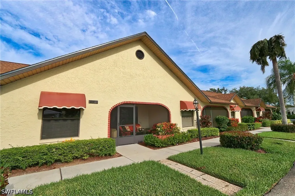 10805 Queen Anne Lane Naples FL 34109
