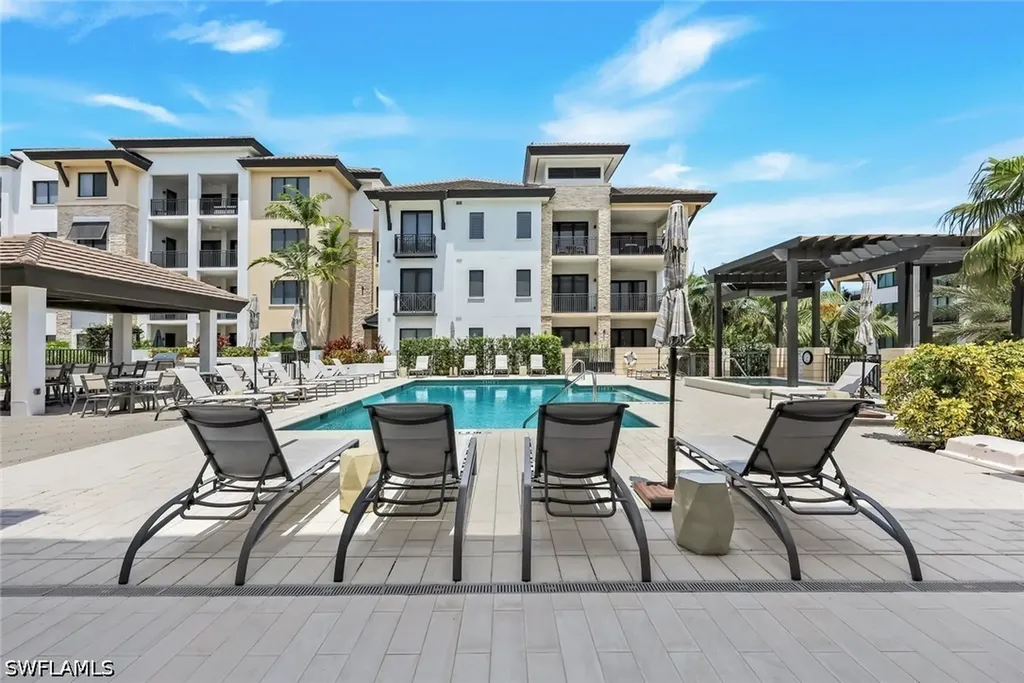 1135 3rd Avenue S Naples FL 34102
