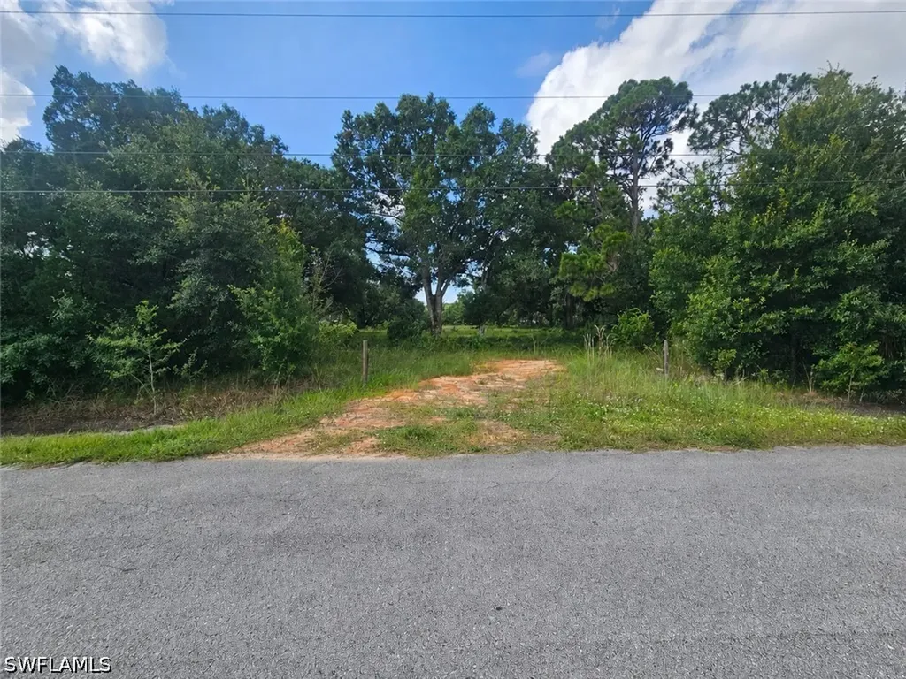 3309 Elaine Drive Lorida FL 33857