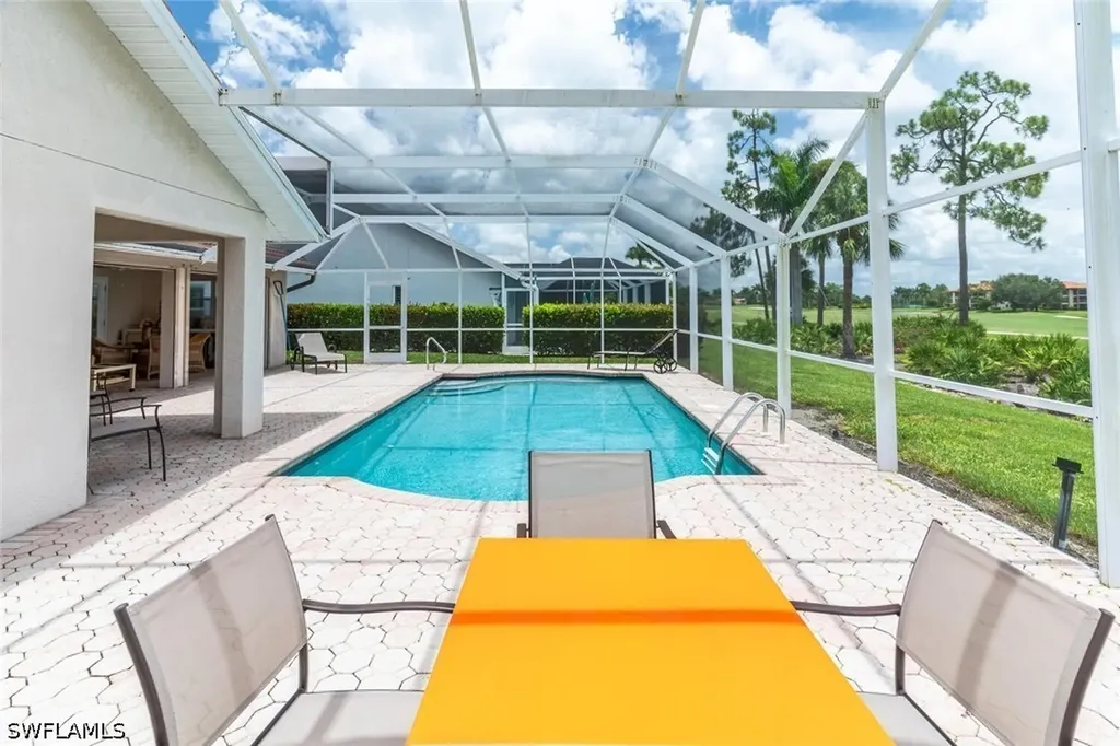 458 Countryside Drive Naples FL 34104