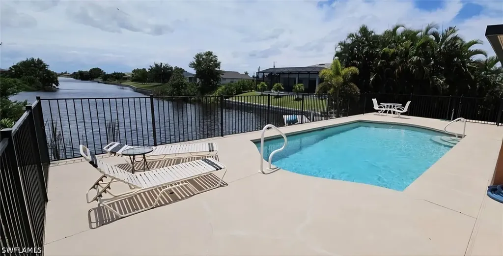 826 SW 32nd Terrace Cape Coral FL 33914