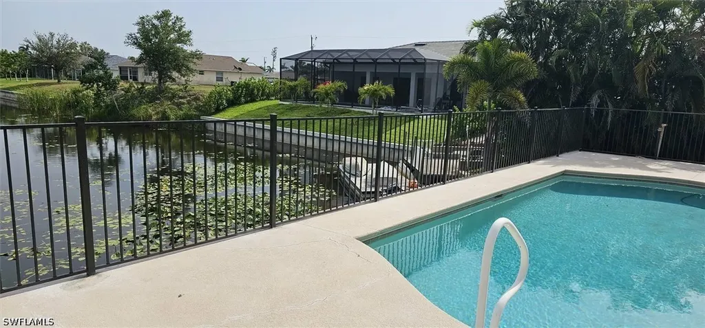 826 SW 32nd Terrace Cape Coral FL 33914
