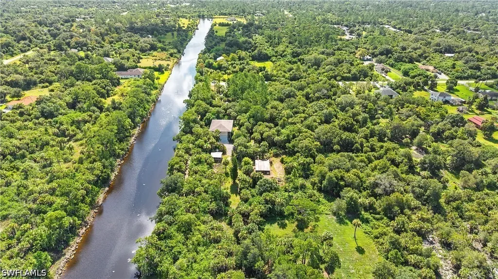 875 20th Street NE Naples FL 34120