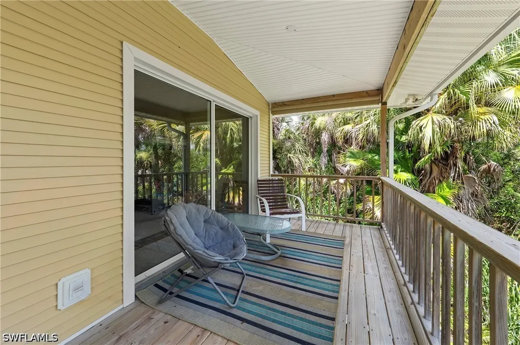 875 20th Street NE Naples FL 34120