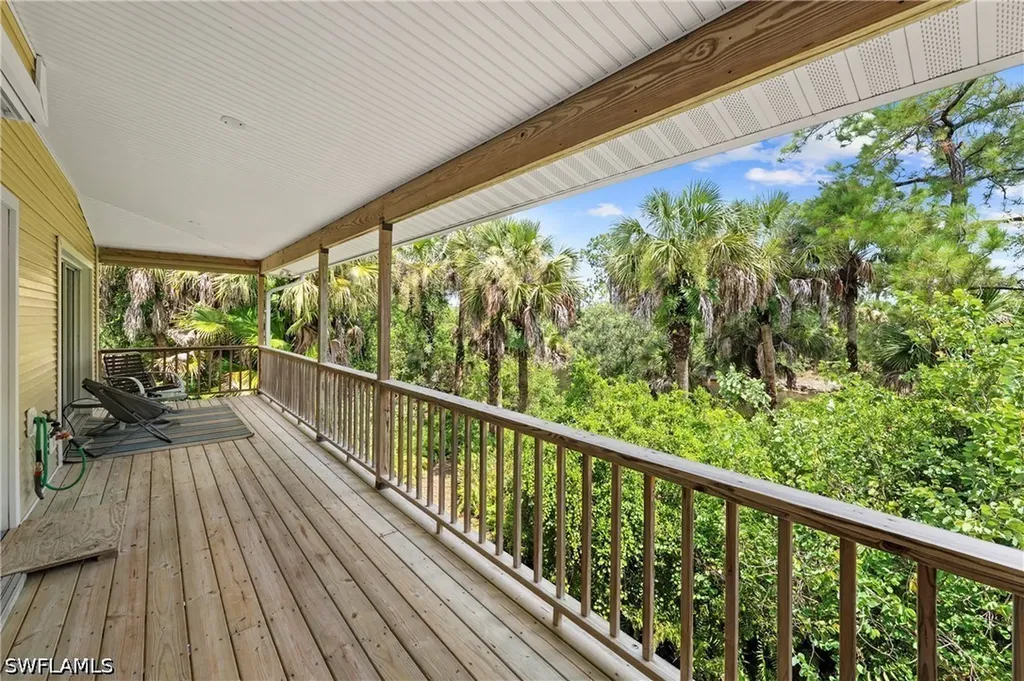 875 20th Street NE Naples FL 34120
