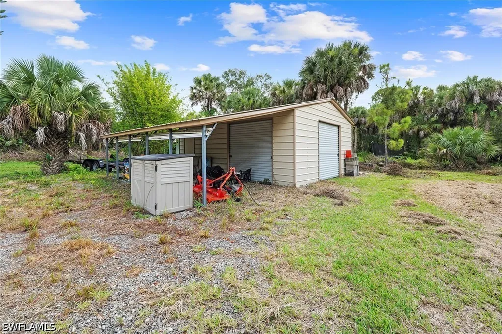 875 20th Street NE Naples FL 34120