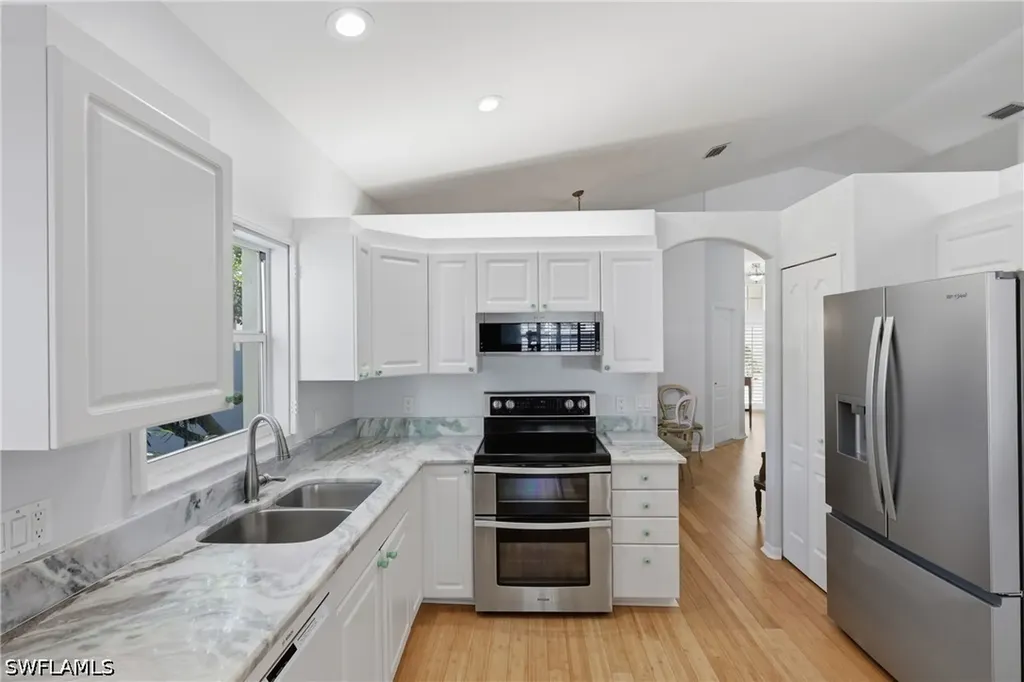 1134 Silverstrand Drive Naples FL 34110