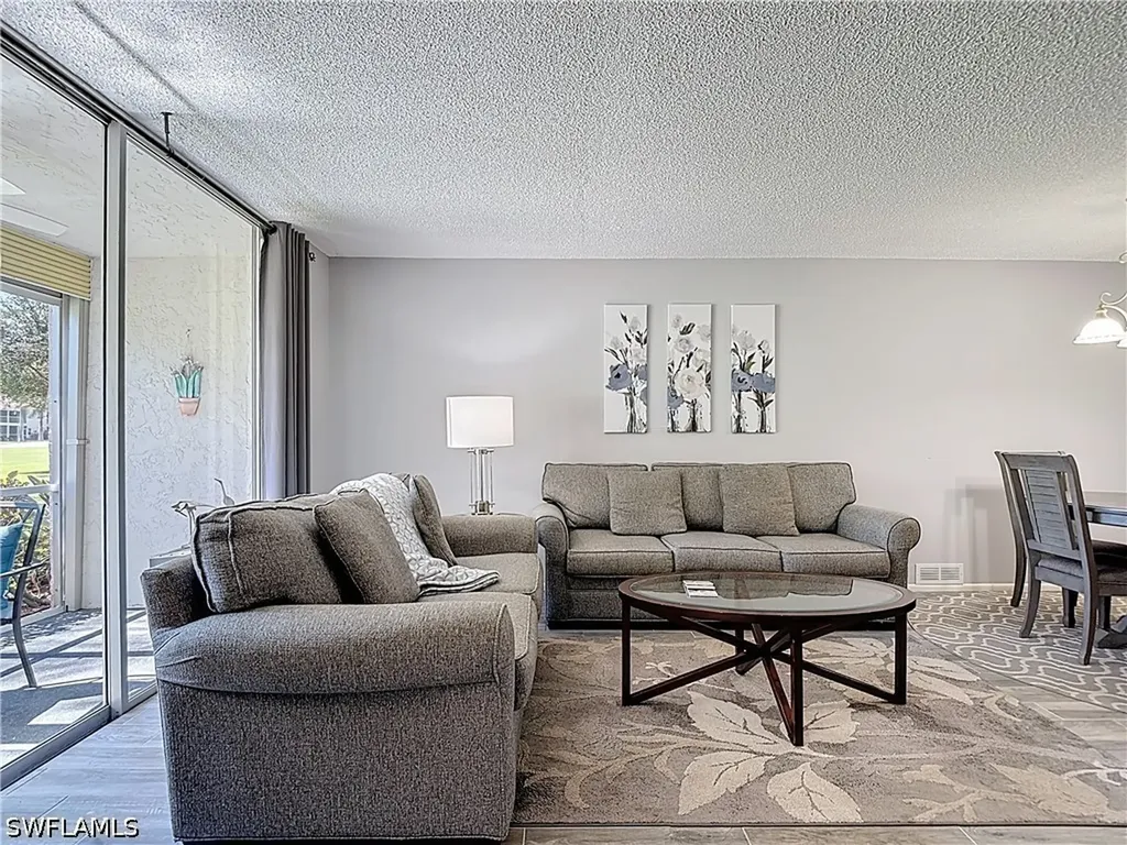 200 Turtle Lake Court Naples FL 34105