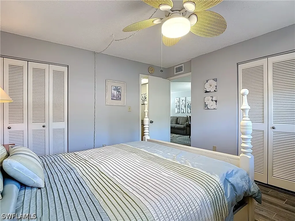 200 Turtle Lake Court Naples FL 34105
