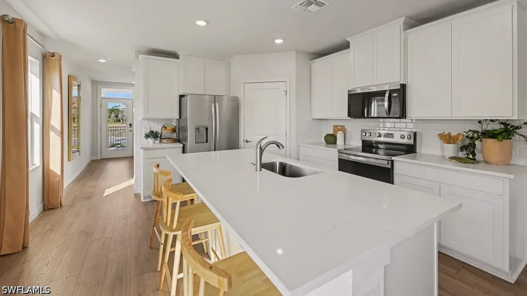 1258 Brooklands Drive Fort Myers FL 33905