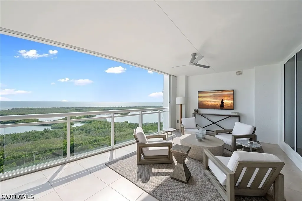 13915 Old Coast Road Naples FL 34110
