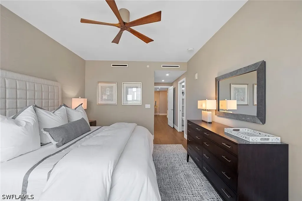 13915 Old Coast Road Naples FL 34110