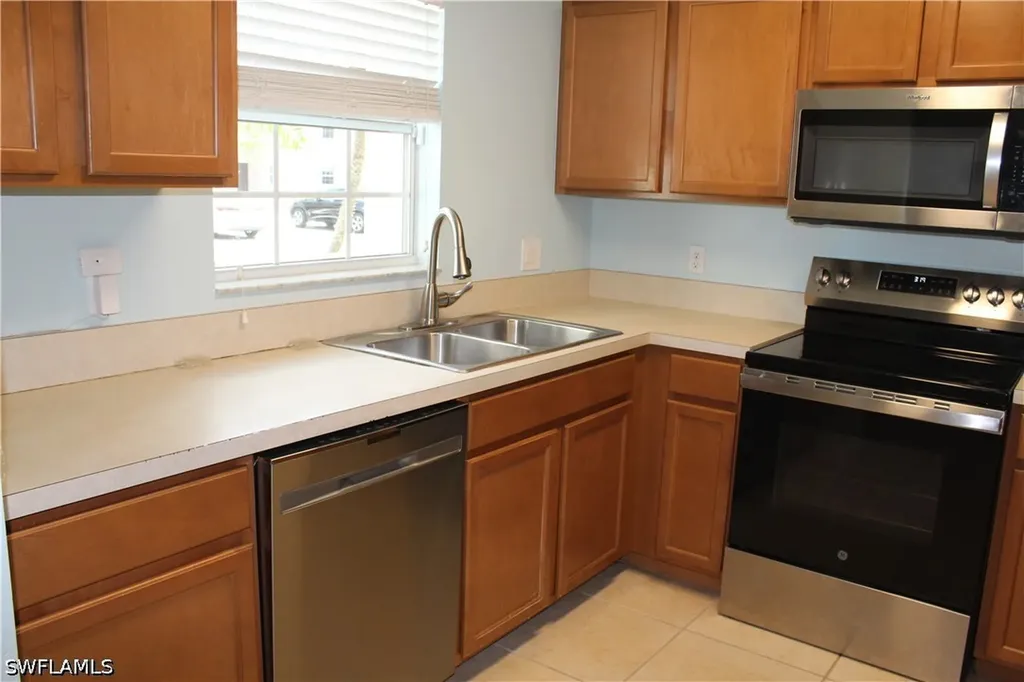 9076 Gervais Circle Naples FL 34120