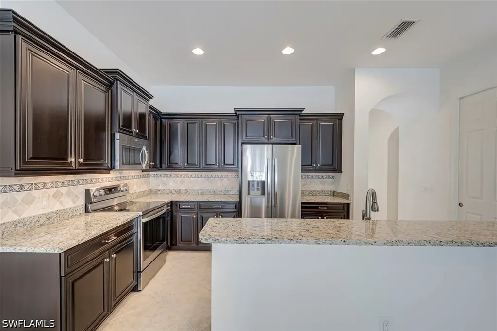 13631 Manchester Way Naples FL 34109