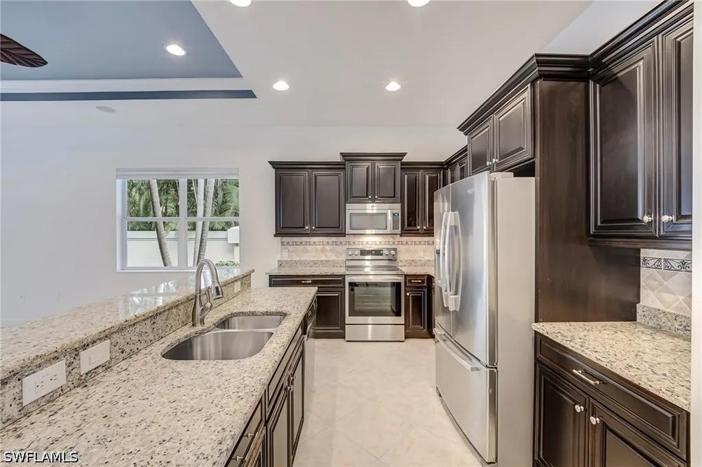 13631 Manchester Way Naples FL 34109