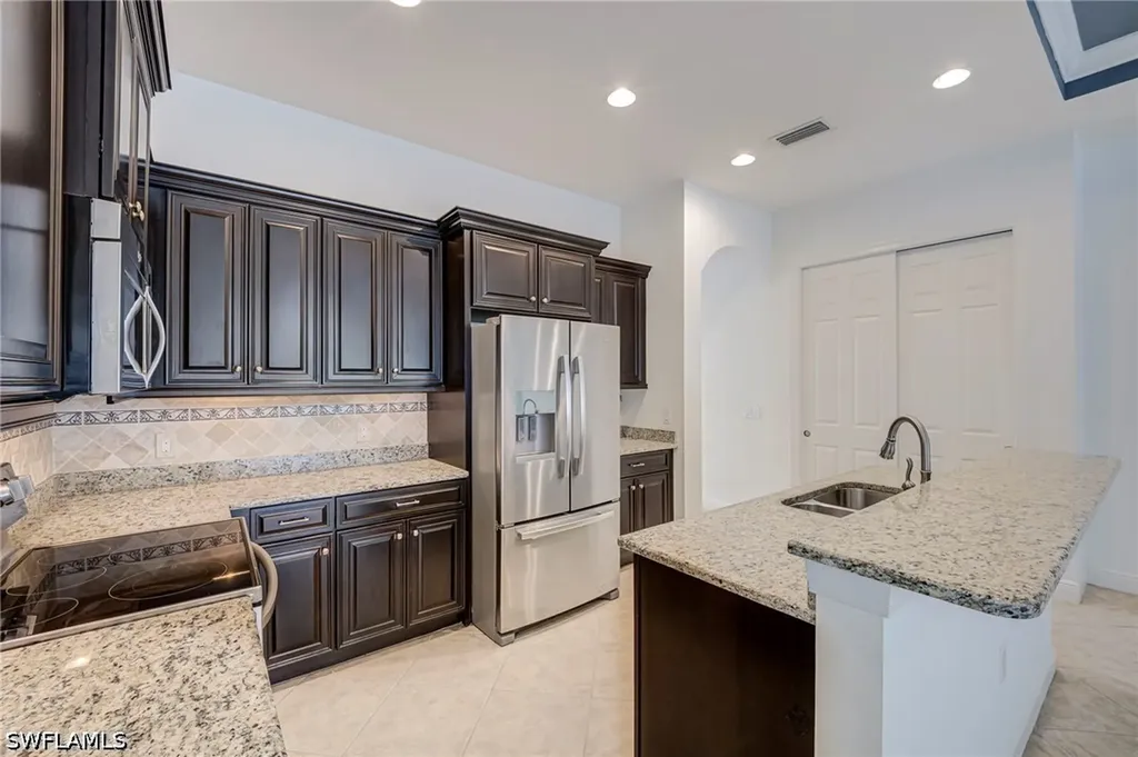 13631 Manchester Way Naples FL 34109