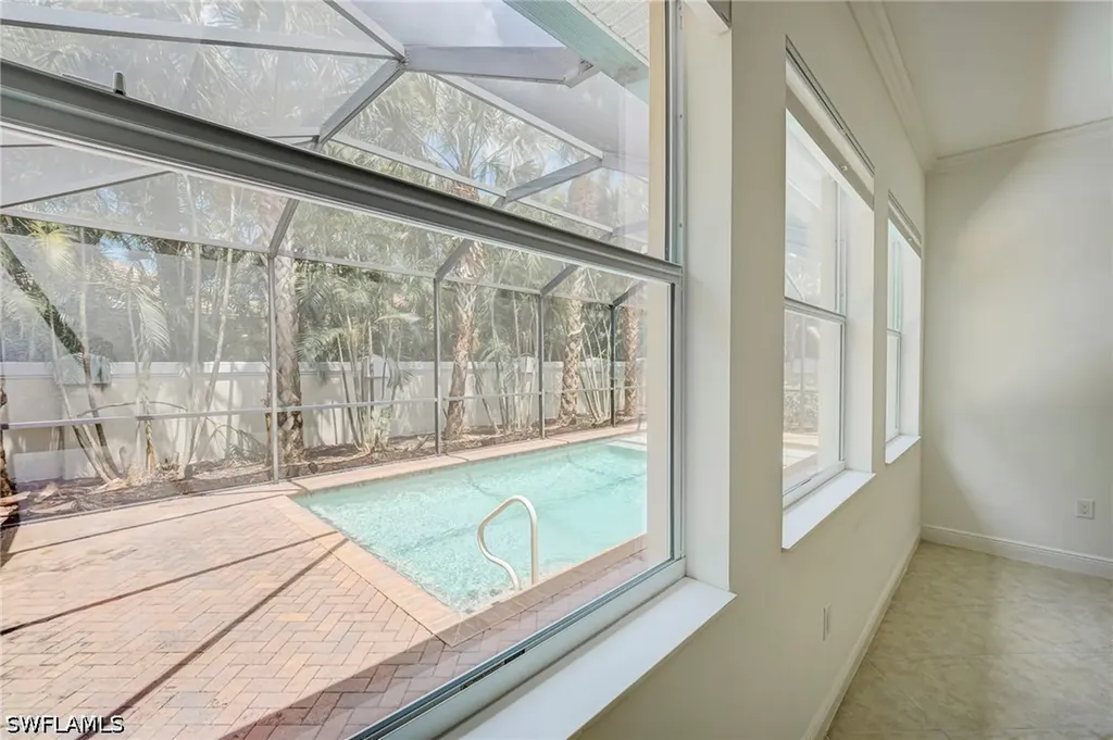 13631 Manchester Way Naples FL 34109
