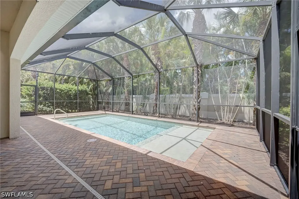 13631 Manchester Way Naples FL 34109