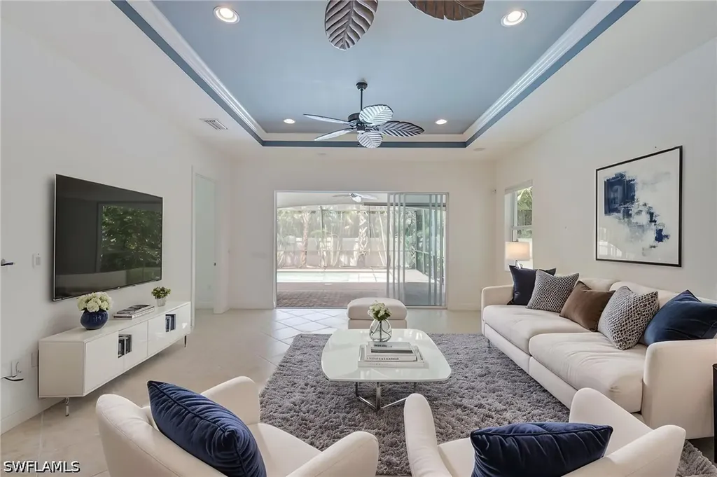 13631 Manchester Way Naples FL 34109