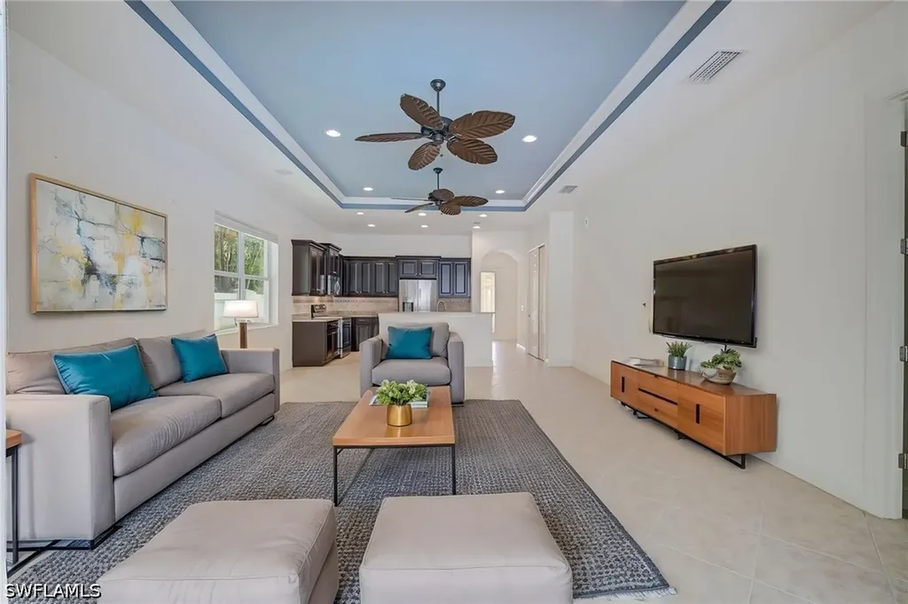 13631 Manchester Way Naples FL 34109