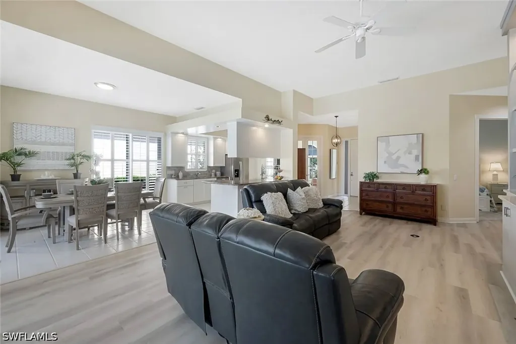 3232 Benicia Court Naples FL 34109
