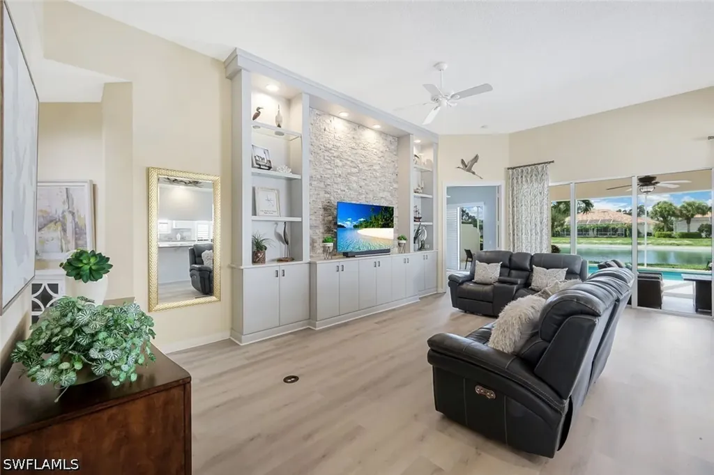 3232 Benicia Court Naples FL 34109