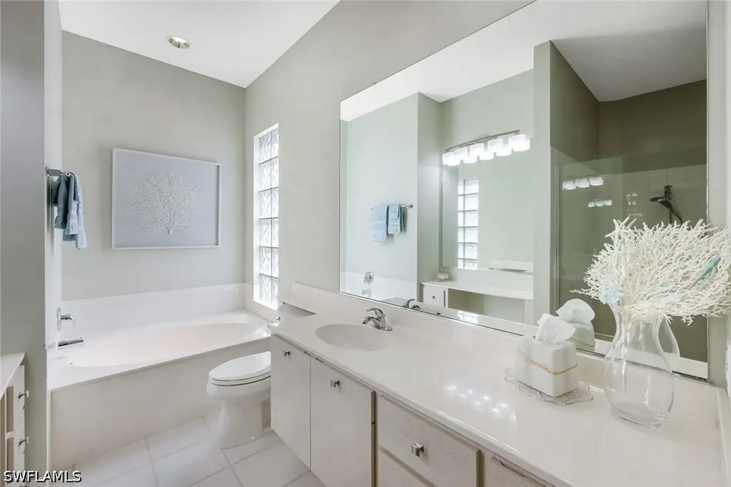 3232 Benicia Court Naples FL 34109