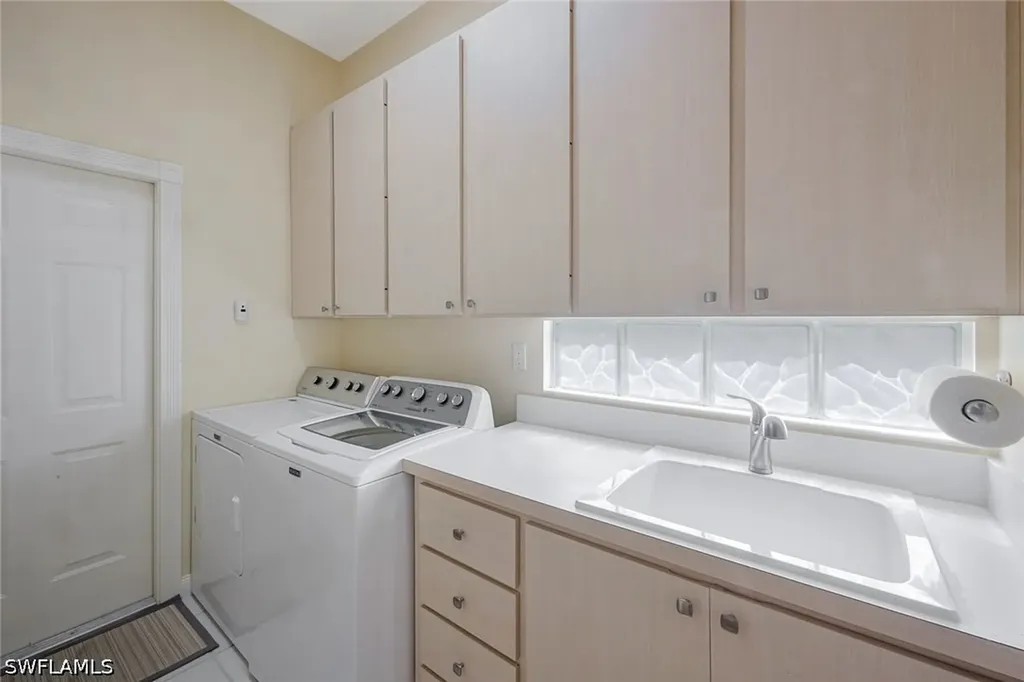 3232 Benicia Court Naples FL 34109
