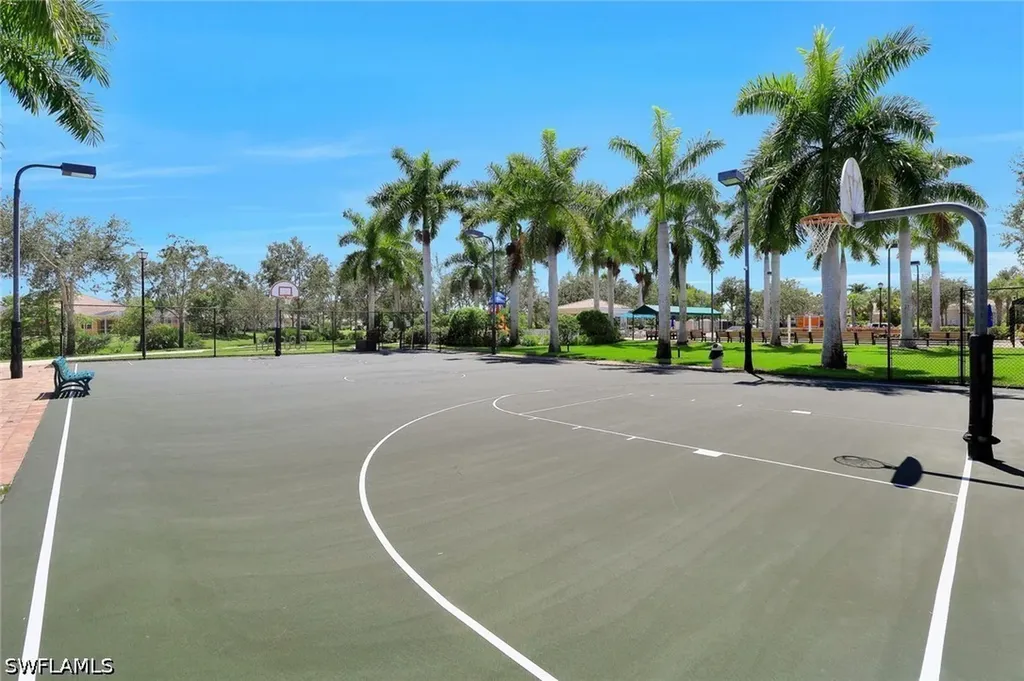 3232 Benicia Court Naples FL 34109