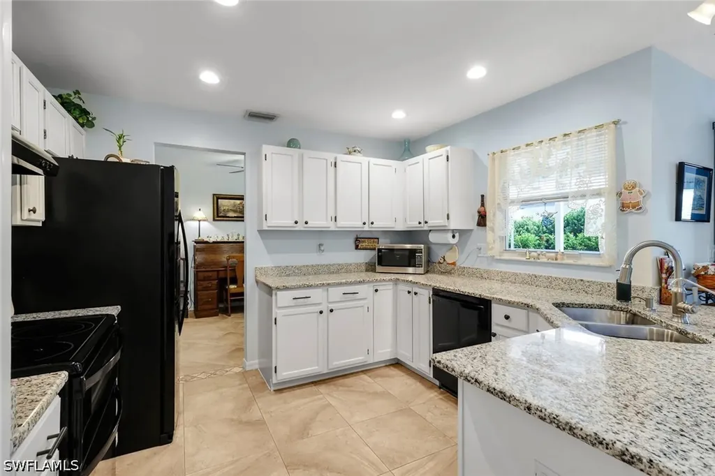 9814 Country Oaks Drive Fort Myers FL 33967