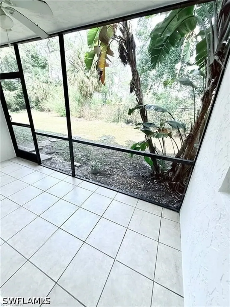 1420 Green Valley Circle Naples FL 34104
