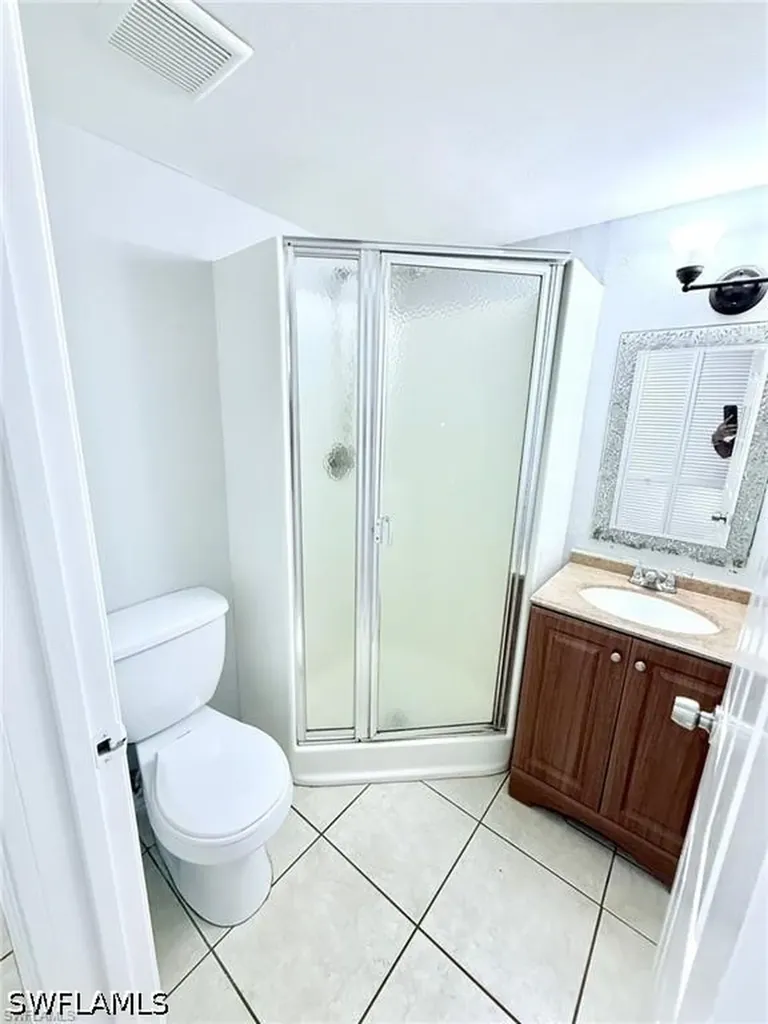 1420 Green Valley Circle Naples FL 34104