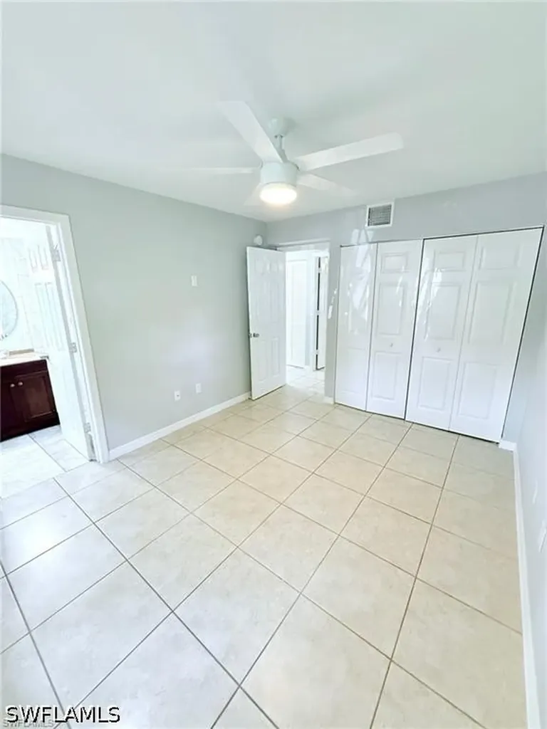 1420 Green Valley Circle Naples FL 34104