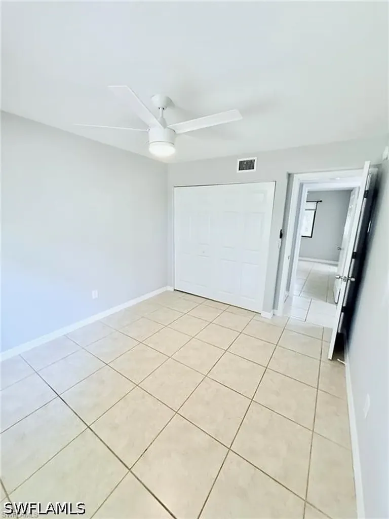 1420 Green Valley Circle Naples FL 34104