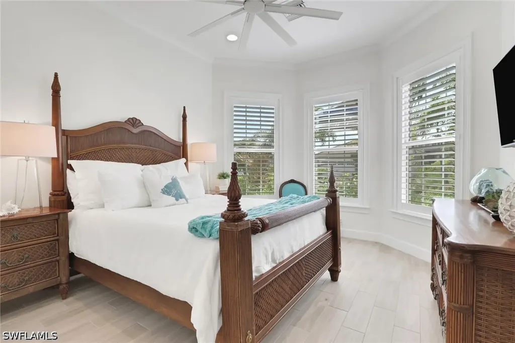 6367 Negril Isle Drive Naples FL 34113