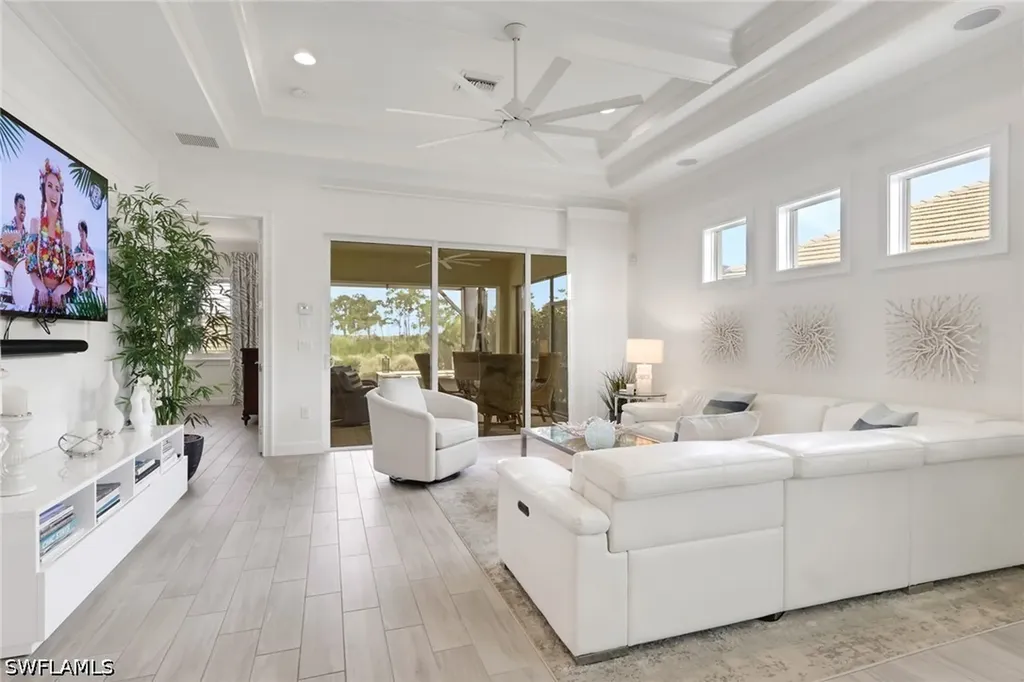 6367 Negril Isle Drive Naples FL 34113
