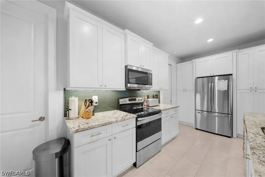 3213 NW 9th Street Cape Coral FL 33993